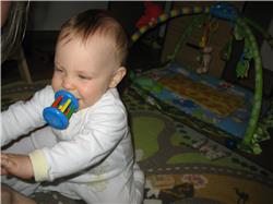 Zum Spielen brauch ich auch beide Hände IMG_3011.jpg