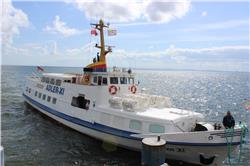 Unser Schiff nach Heringsdorf legt an. IMG_4828.jpg