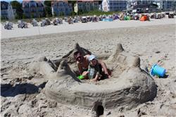 Jetzt habe ich noch meinen Architekten eingeladen um den Endausbau zu bestaunen IMG_4992.jpg