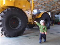 Boahhhhhhh! Das ist ein grosser, grosser, GROOOOOSSSSSER Bagger! RIMG0004_1.jpg