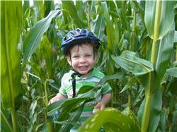 Hahahaha! Opa hat mich gefunden. Das Spiel ist lustig. RIMG0136.jpg