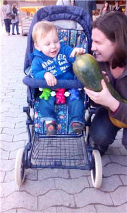 Der ist ja fast so gross wie ich. IMG_20140926_170257.jpg