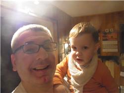 Schon wieder ein Selfie vom Opa. Das nimmt langsam überhand RIMG0109.jpg