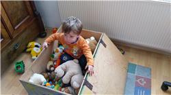 Ich bin in einer Kuscheltierkiste gefangen. Hilfeeeee! IMAG0161.jpg