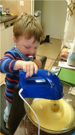 Heute backe ich mal einen Kuchen und zeige allen mal wie das geht WirBacken.jpg